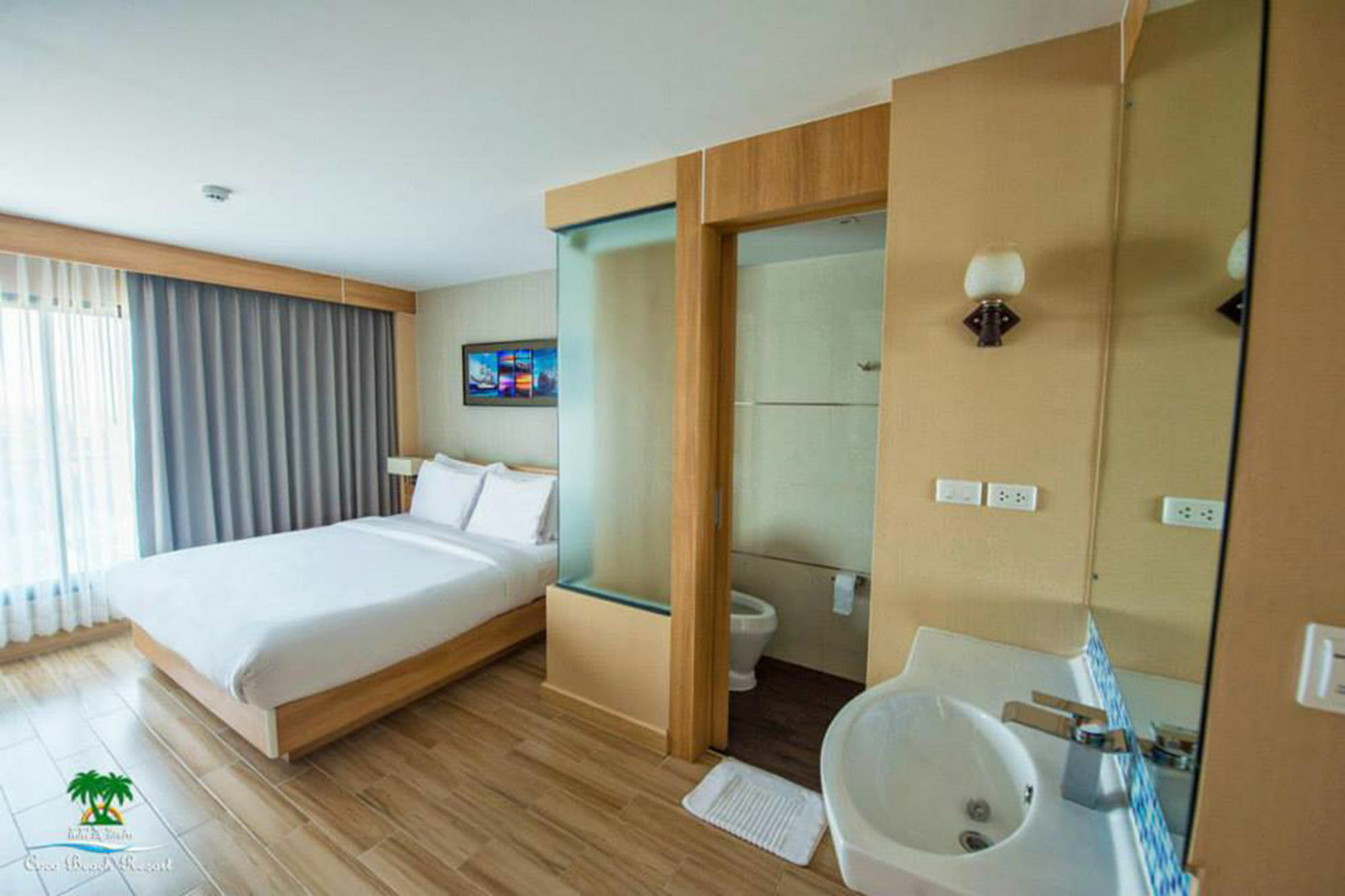 Coco Beach Resort Bangsaen Chonburi Exterior photo